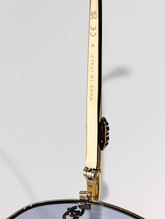 Picture of Chanel Sunglasses _SKUfw76989825fw